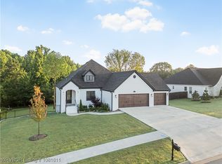 8311 Donnington Ct, Fort Smith, AR 72916