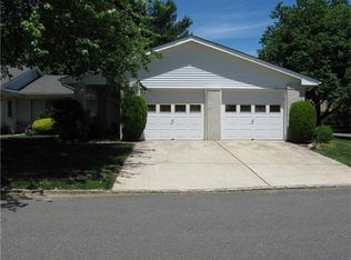 742B Pompton Rd, Monroe Township, NJ 08831