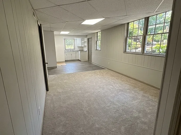2023 Red Oak Rd #B — Photo 5