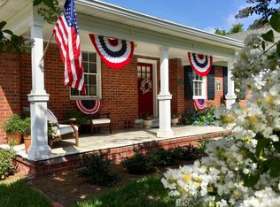 2752 Southwood Ln, Jacksonville, FL 32207