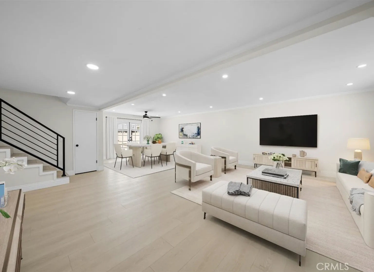 4 bed, 2441 sqft, $6,000 — Photo 3