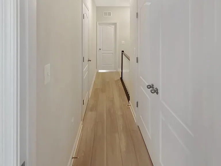 8807 Merriweather Ln — Photo 15
