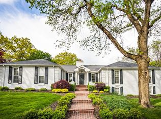 2625 Barfield Dr SE, Grand Rapids, MI 49546