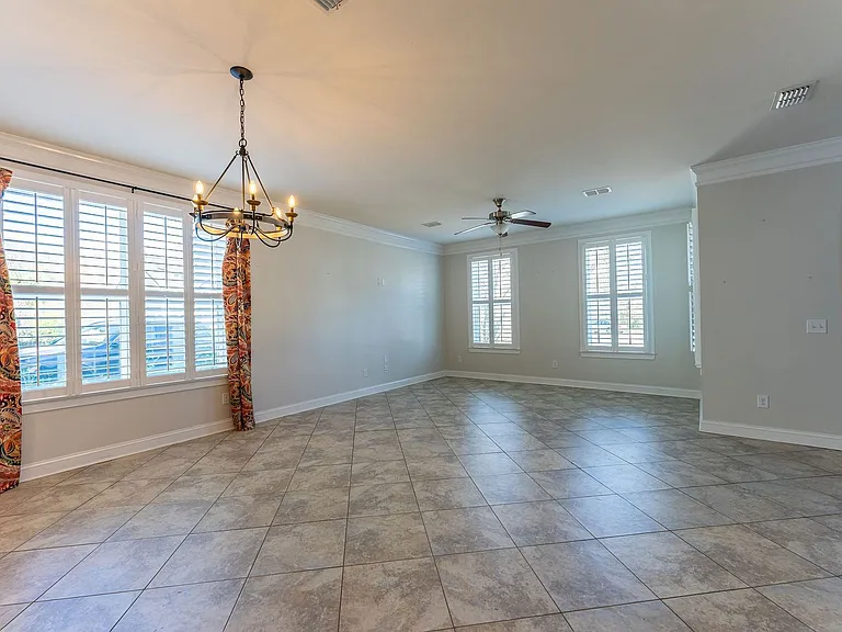 3257 Moonlight Dr — Photo 17