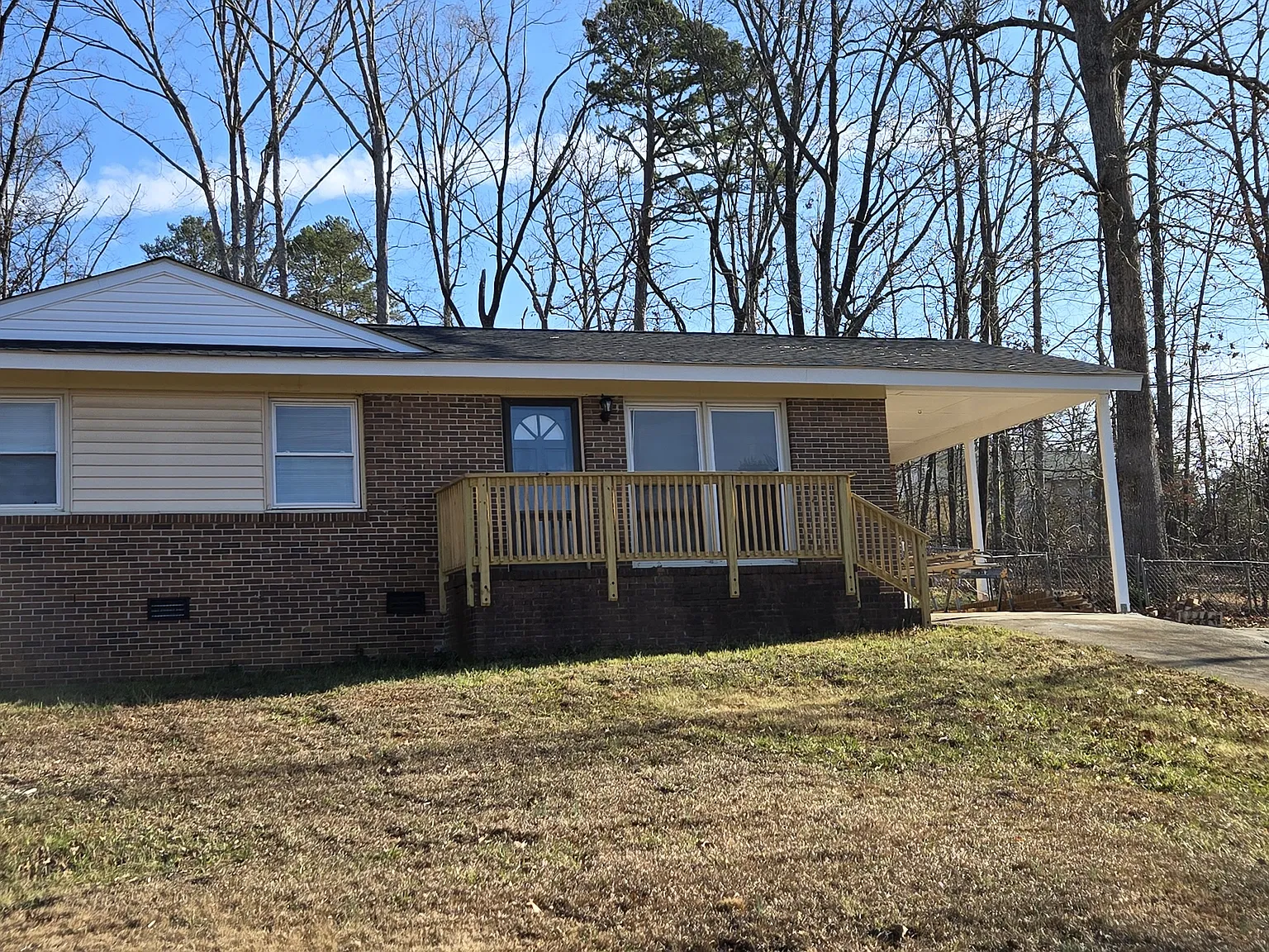 3 bed, 1050 sqft, $1,850 — Photo 1