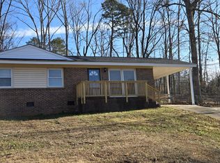 8 Theodore Cir, Greenville, SC 29611