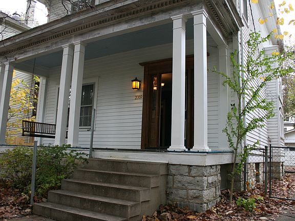 3rd image of 2069 Sherwood Ave