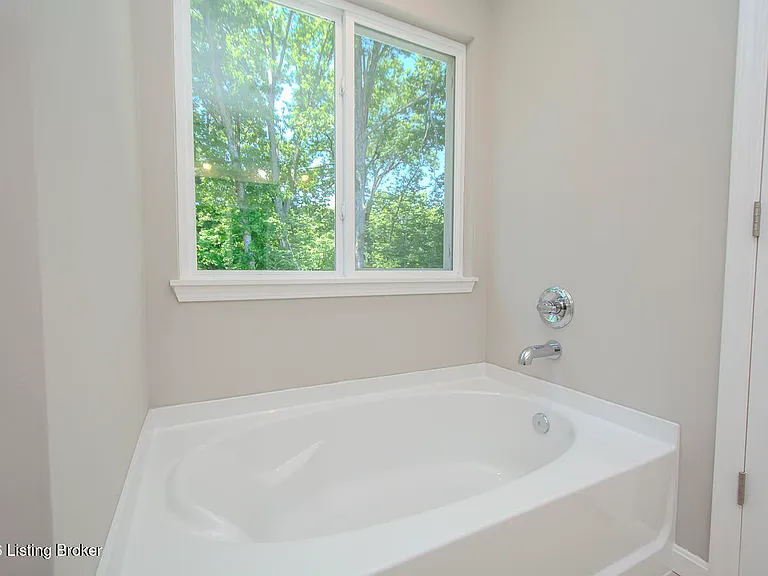 17801 Bridle Run Dr — Photo 45