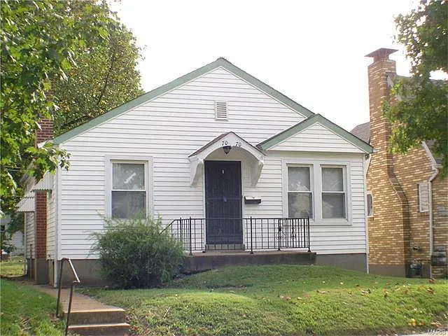 7070 Bancroft Ave photo 1