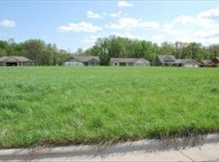 407 Juniper Ln, Holmen, WI 54636