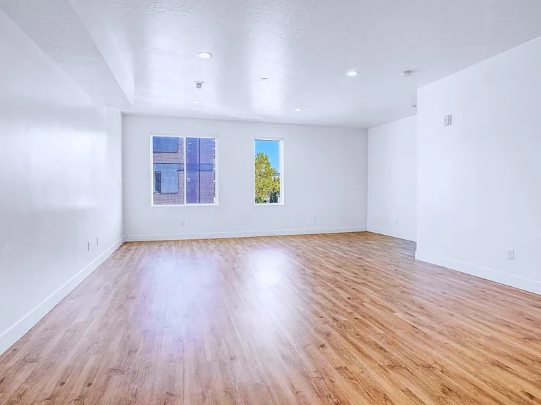 Peak Interior-3