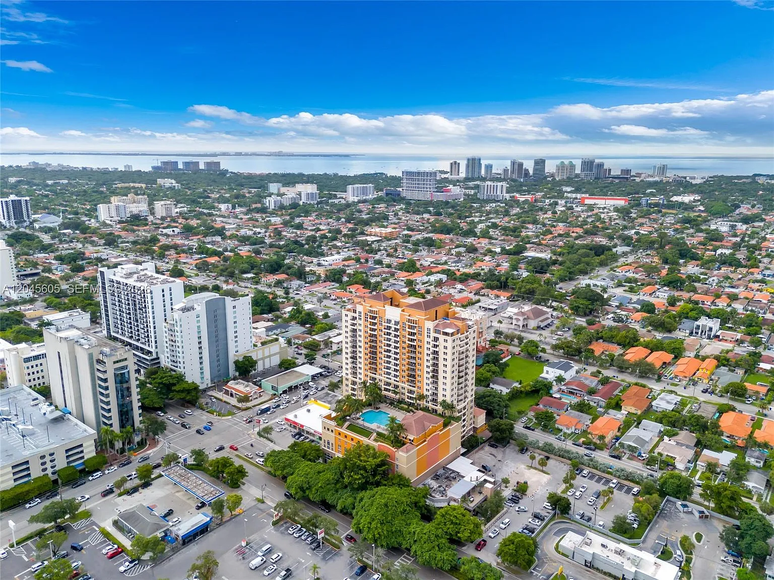 Gables Marquis Condo — Photo 2