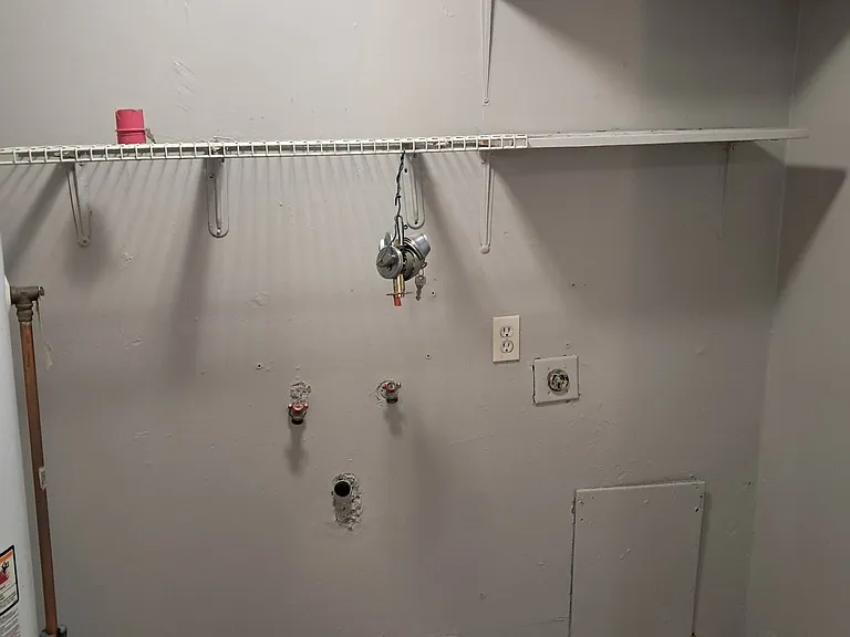 1011 Emporia St #1011 — Photo 16