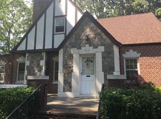 615 Muncey Rd, West Islip, NY 11795