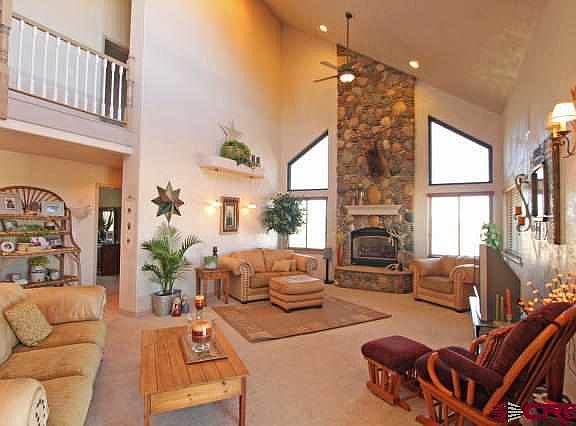 3rd image of 255 Heartland Acres Dr