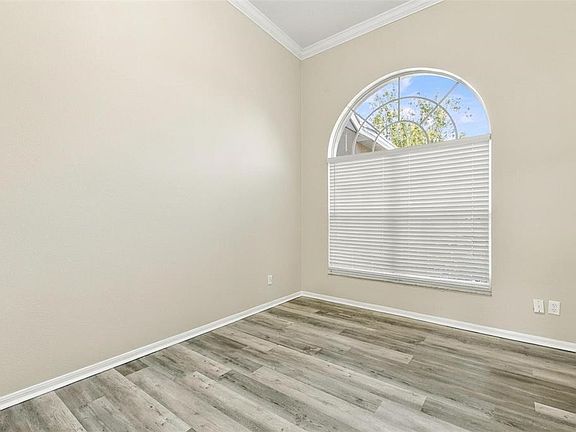 4th image of 1496 WESCOTT LOOP