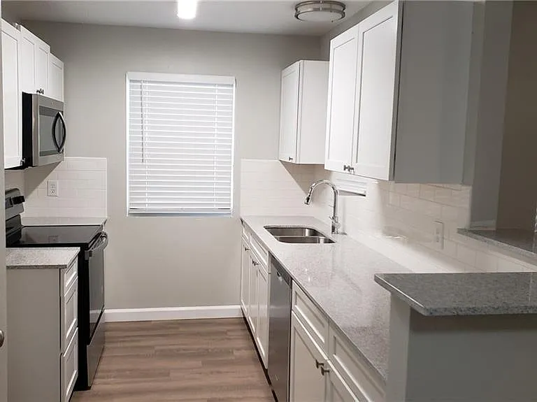 371 Fantail Loop #A — Photo 8