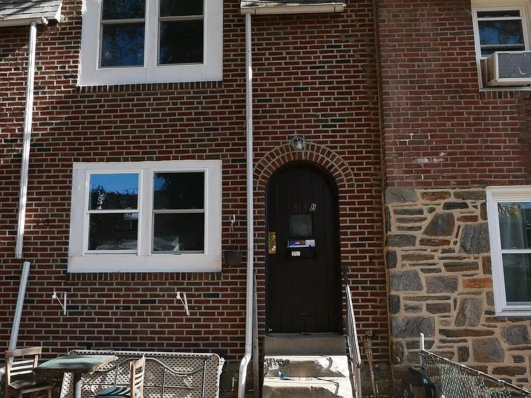 313 Hampden Rd #B — Photo 1