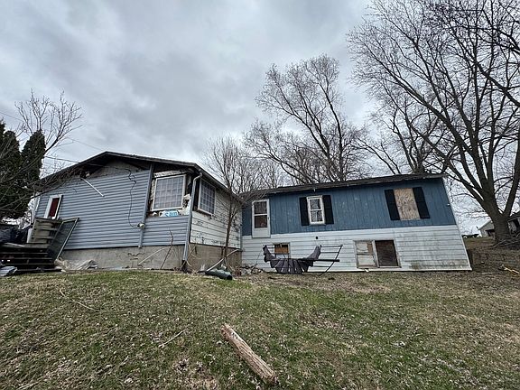 5th image of 502 E 2nd St