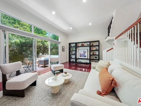 1745 Selby Ave APT 14, Los Angeles, CA 90024