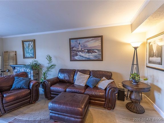 4th image of 2096 Birchwood Ln