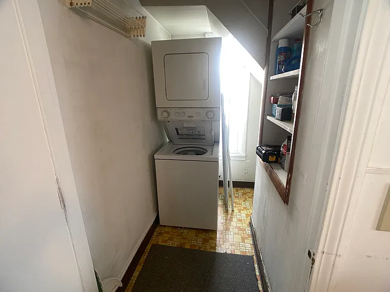 88 Concord Ave #1 — Photo 9