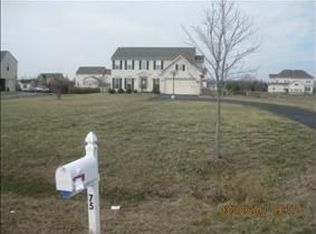 75 Manor Cir, Elkton, MD 21921