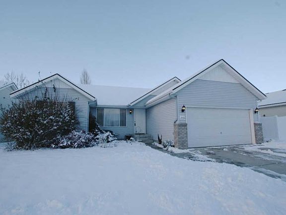3rd image of 2553 N Cool Water Dr