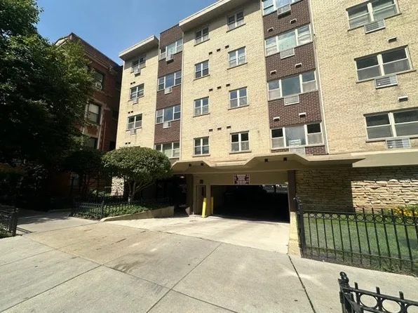 Unit 228, Chicago, IL 60657