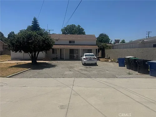 758 W Longden Ave Photo 1