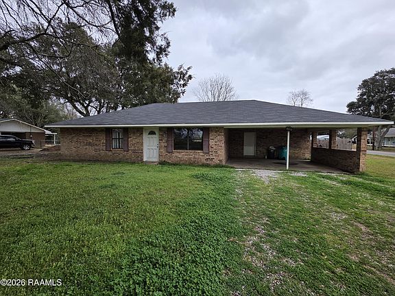 2nd image of 1109 Emerald Rd