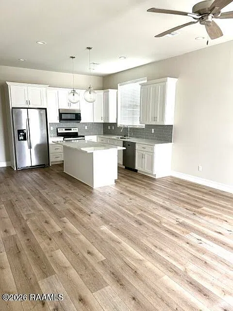 2 bed, 2.5 bath, 1317 sqft, $1,650 — Photo 3