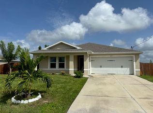 609 NW 27th Ter, Cape Coral, FL 33993