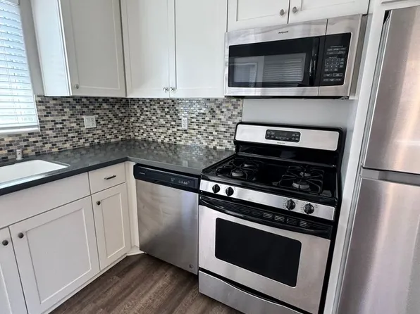 Beautifully Remodeled 2 BR Home in La Mesa/Rolando/SDSU area, 7043 Saranac St, San Diego, CA 92115