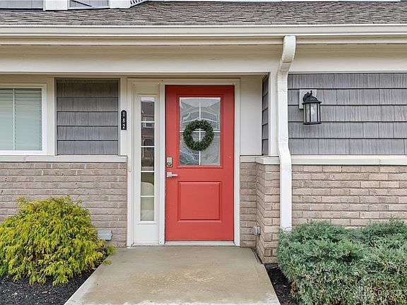 5th image of 182 Rippling Brook Ln