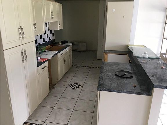2nd image of 2506 Maui Cir