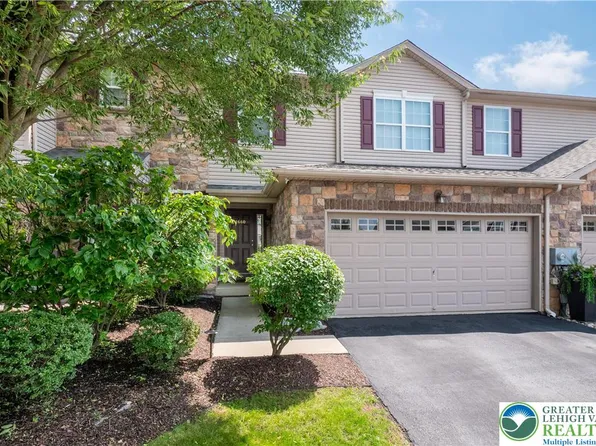 1660 Deena Dr, Easton, PA 18040