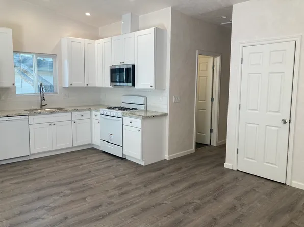 130 Encina Ave #10, Monterey, CA 93940