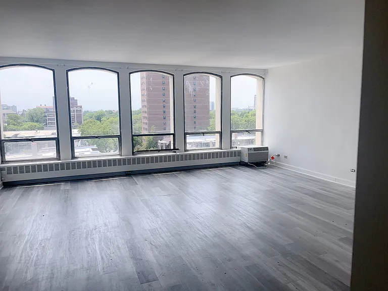 1400 E 55th Pl #802S — Photo 4