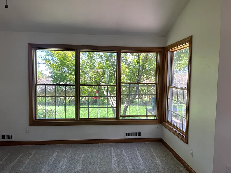 659 Maple Ave — Photo 3