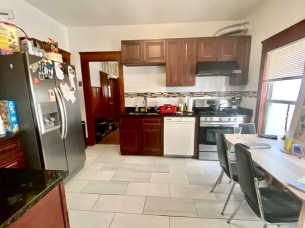 (undisclosed Address), Somerville, MA 02144