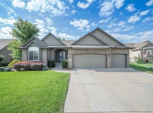 3110 N Landon Cir, Wichita, KS 67205