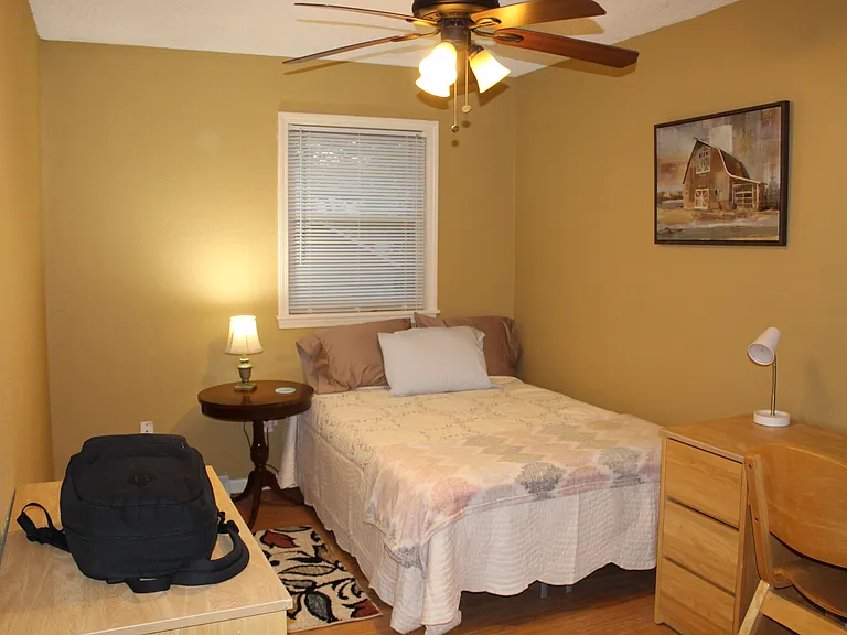 405 Mimosa Ct #6 — Photo 8