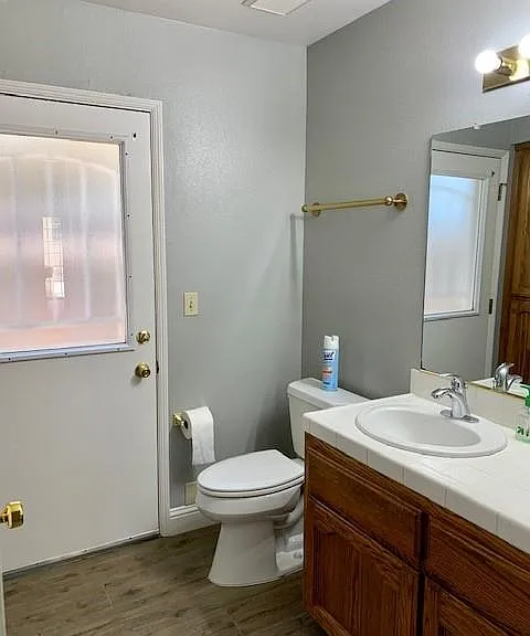 6078 N Hazel Ave — Photo 21