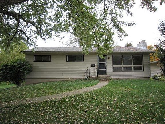 2nd image of 313 Buena Vista Ave