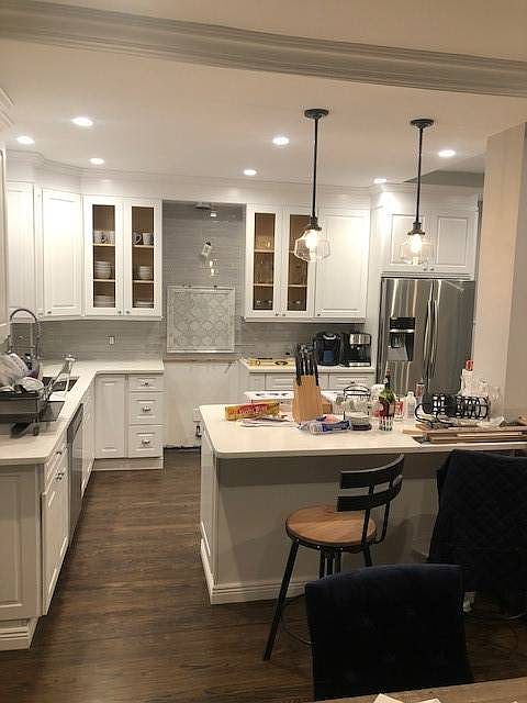1st image of 15 Belmont Ave Floor 1
