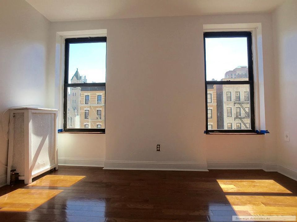 1st image of 936 Amsterdam Ave #8