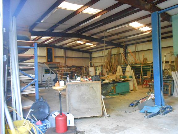 5th image of 3061 Hillery Dr