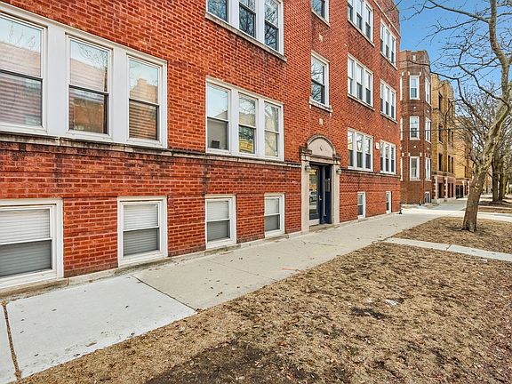 2nd image of 2609 W Gunnison St #3