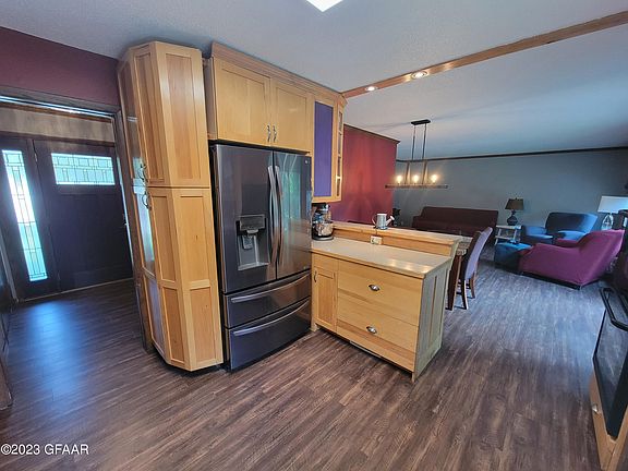 4th image of 3302 Cherry Lynn Dr